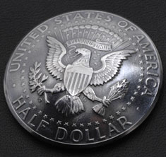 オールドケネディ-1964コインコンチョいぶし銀<イーグル>ボタンループ式