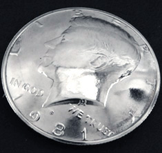 オールドケネディ-1971～コインコンチョ<横顔>ボタンループ式