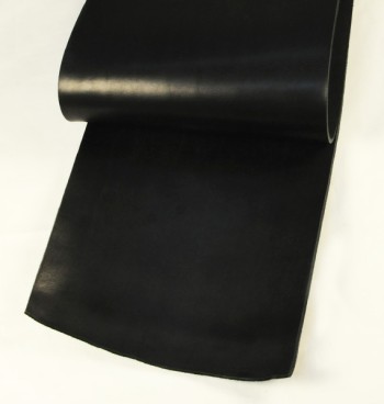 <ﾀｲﾑｾｰﾙ!ｱｳﾄﾚｯﾄ>30 cm巾カット販売・LCサドルレザー・スタンダード・グレージング<ブラック>